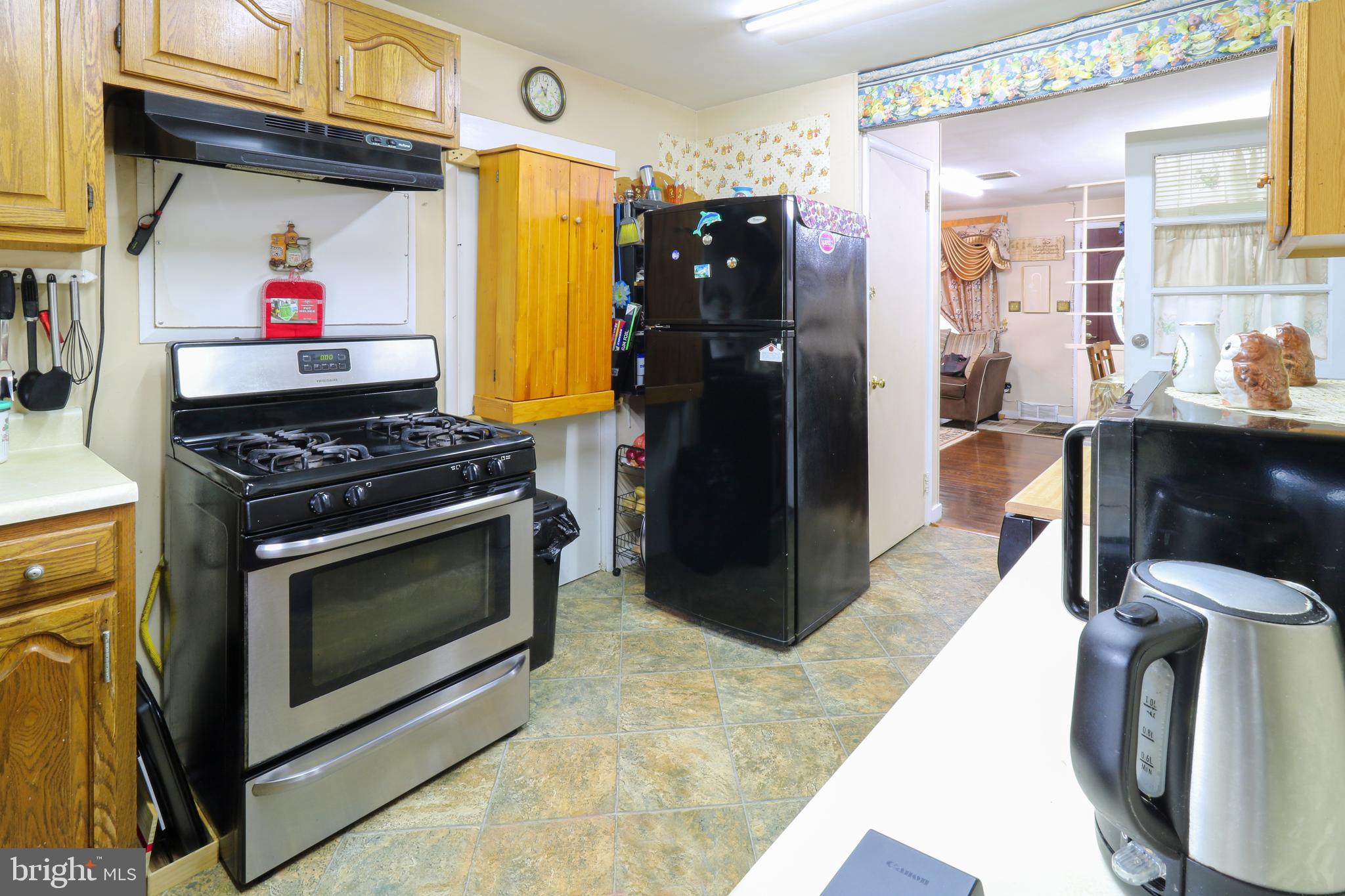 2424 Cambridge Road York, PA 17402 - Photo 22 of 37 Gallery Image 22