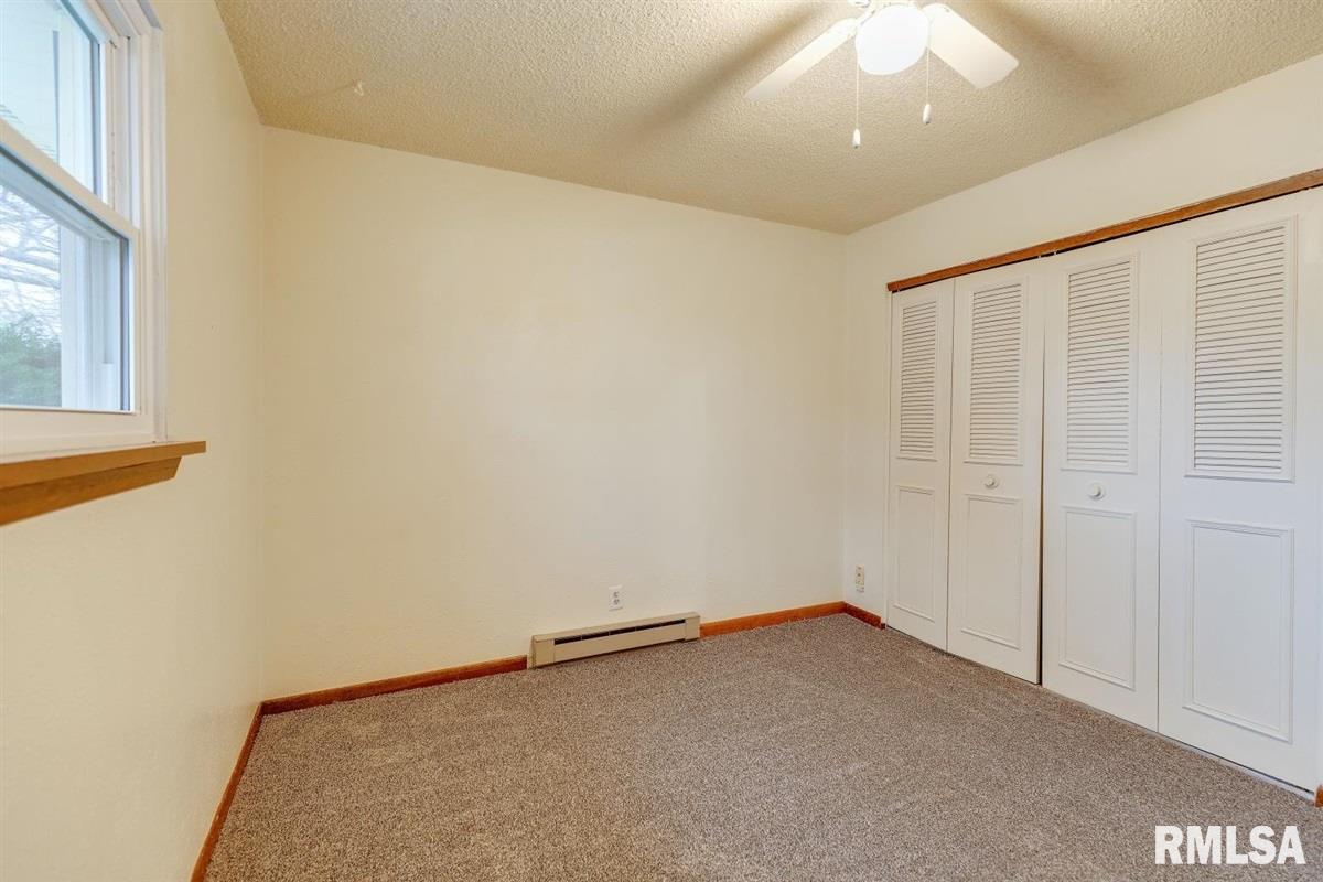 2723 Cardigan Drive Springfield, IL 62702 - Photo 14 of 18