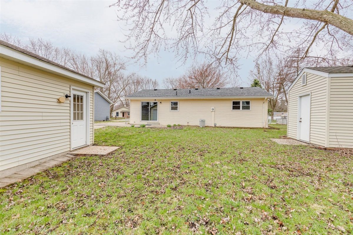 2723 Cardigan Drive Springfield, IL 62702 - Photo 18 of 18
