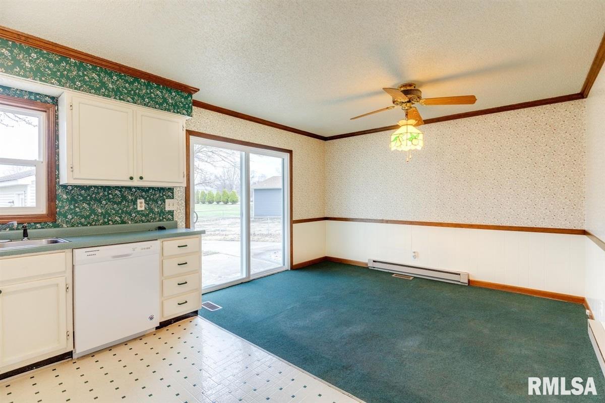 2723 Cardigan Drive Springfield, IL 62702 - Photo 7 of 18