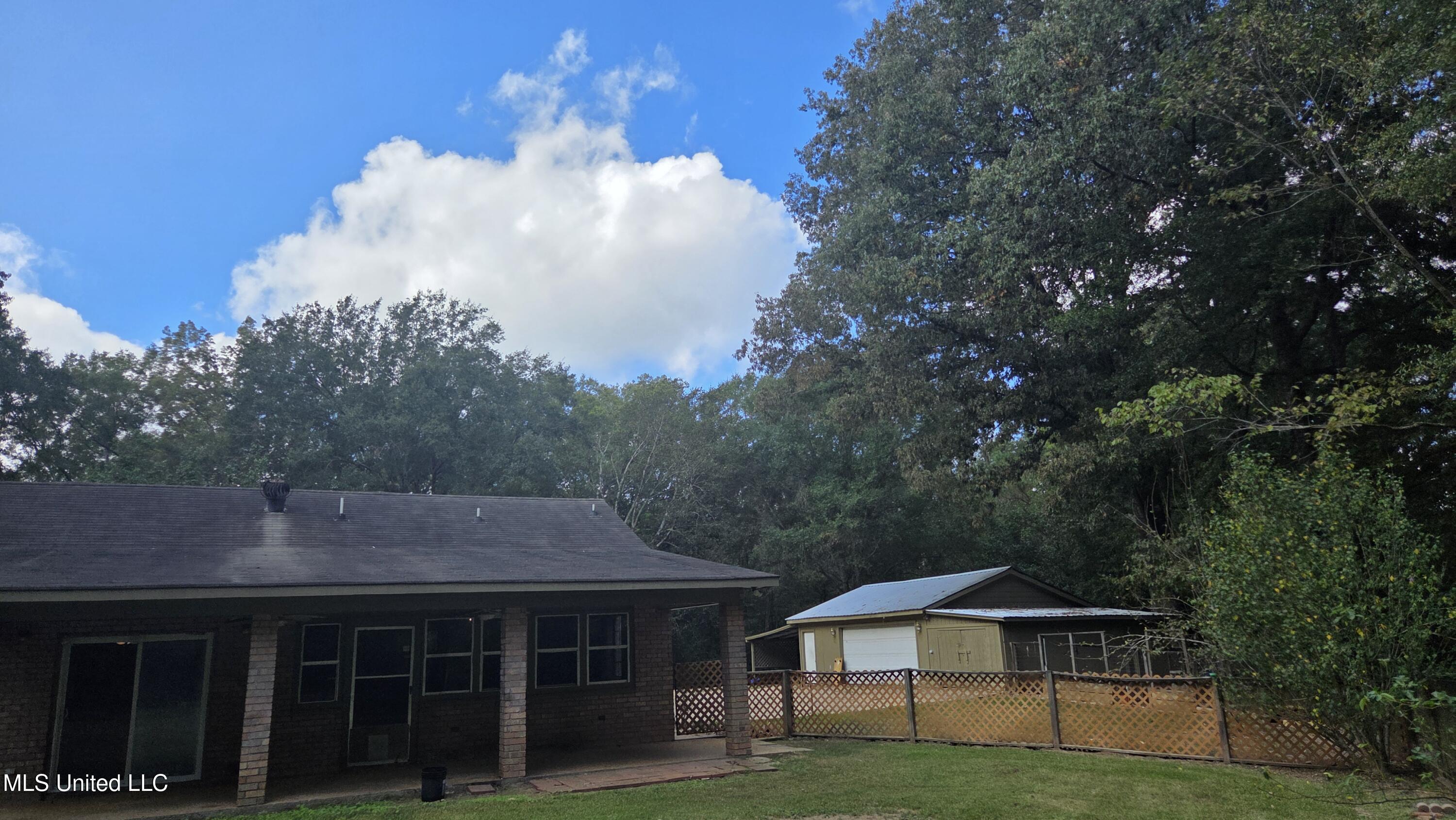 2068 Anderson Road Edwards, MS 39066 - Photo 12 of 28 20251018_111143