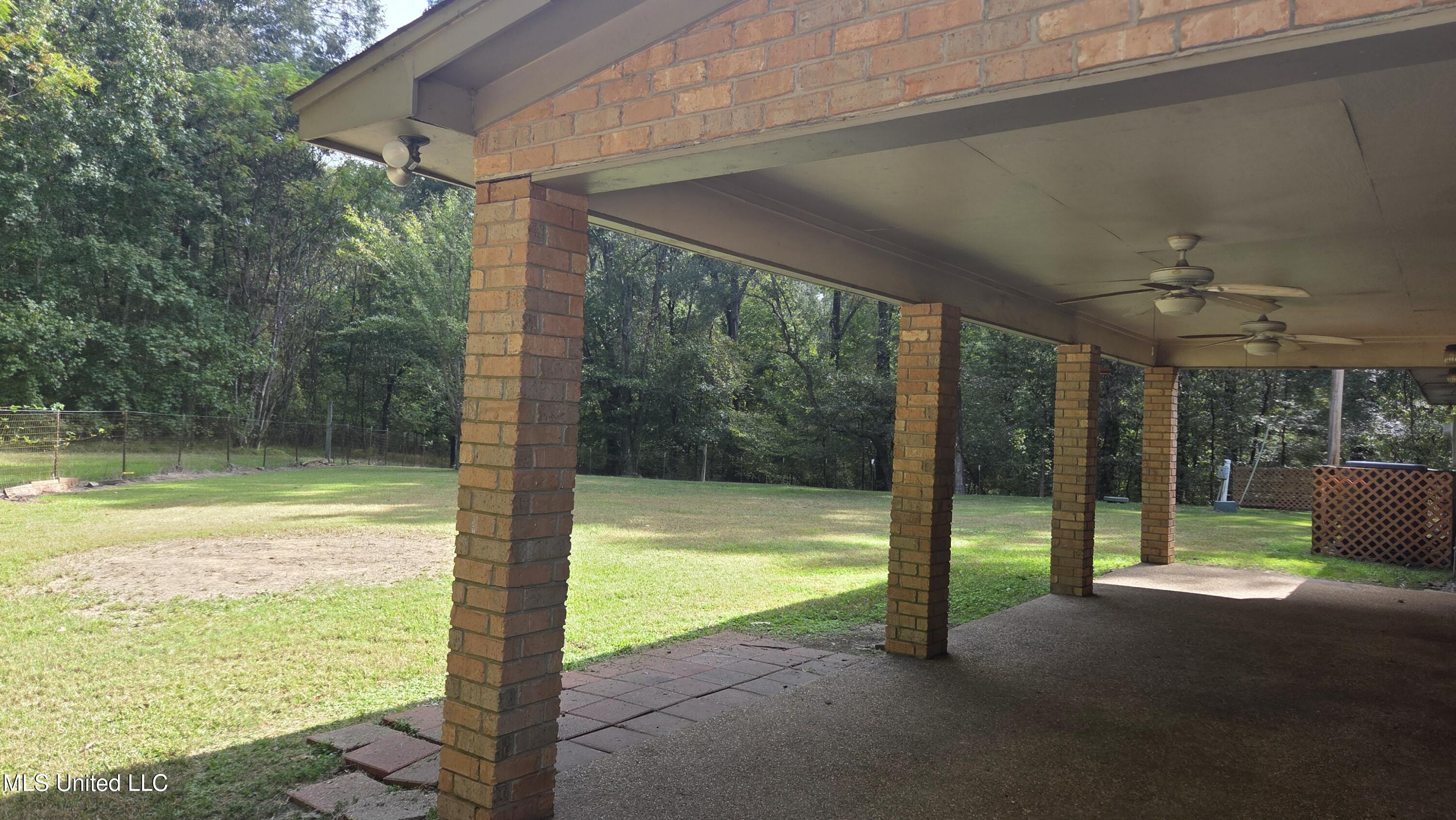 2068 Anderson Road Edwards, MS 39066 - Photo 16 of 28 20251018_110717