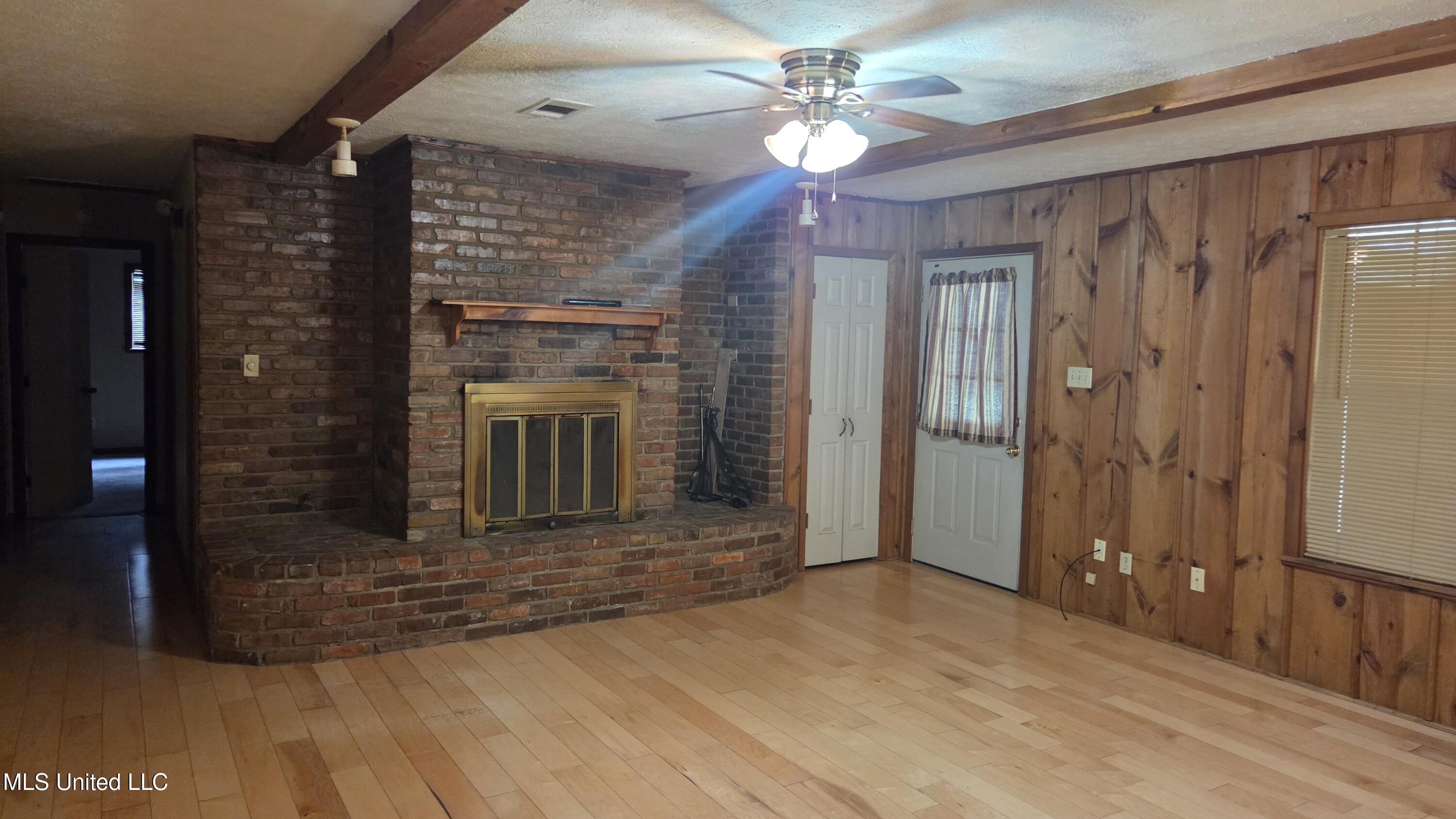 2068 Anderson Road Edwards, MS 39066 - Photo 18 of 28 20251018_110941