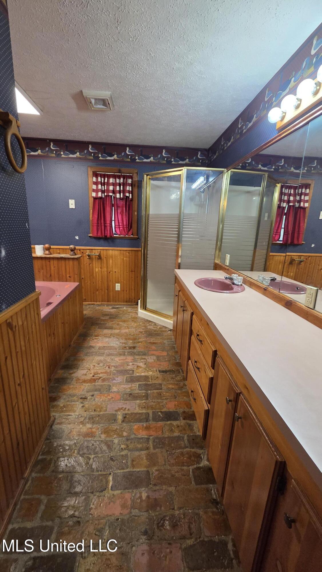 2068 Anderson Road Edwards, MS 39066 - Photo 24 of 28 20251018_111448