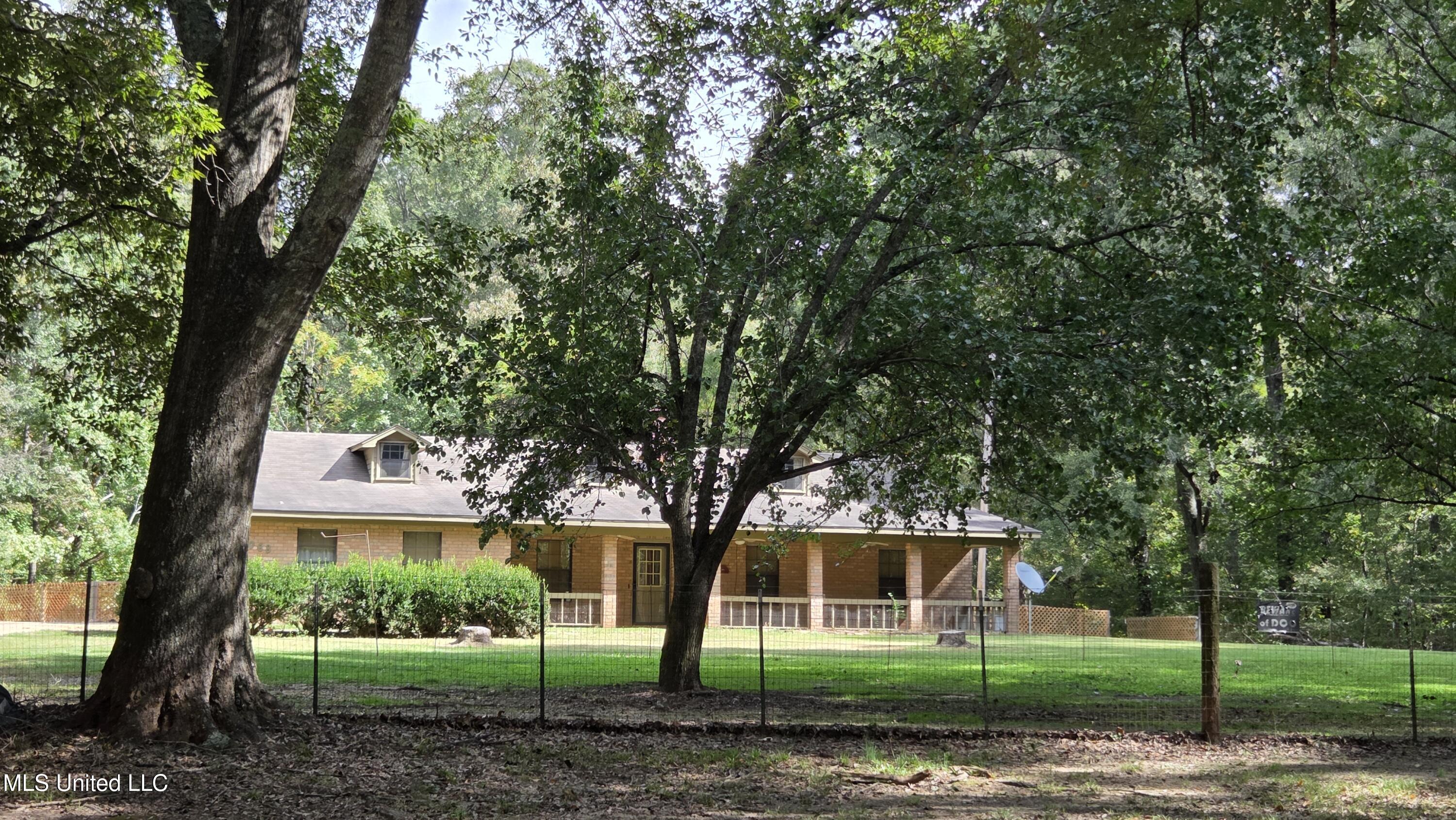 2068 Anderson Road Edwards, MS 39066 - Photo 5 of 28 20251018_112408 (1)