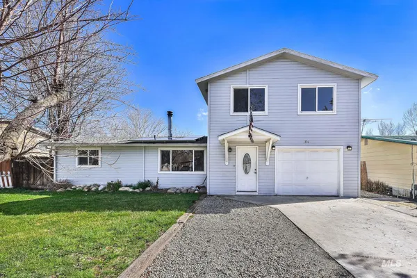 $349,900 | 816 South Wardwell Avenue, Emmett, ID 83617