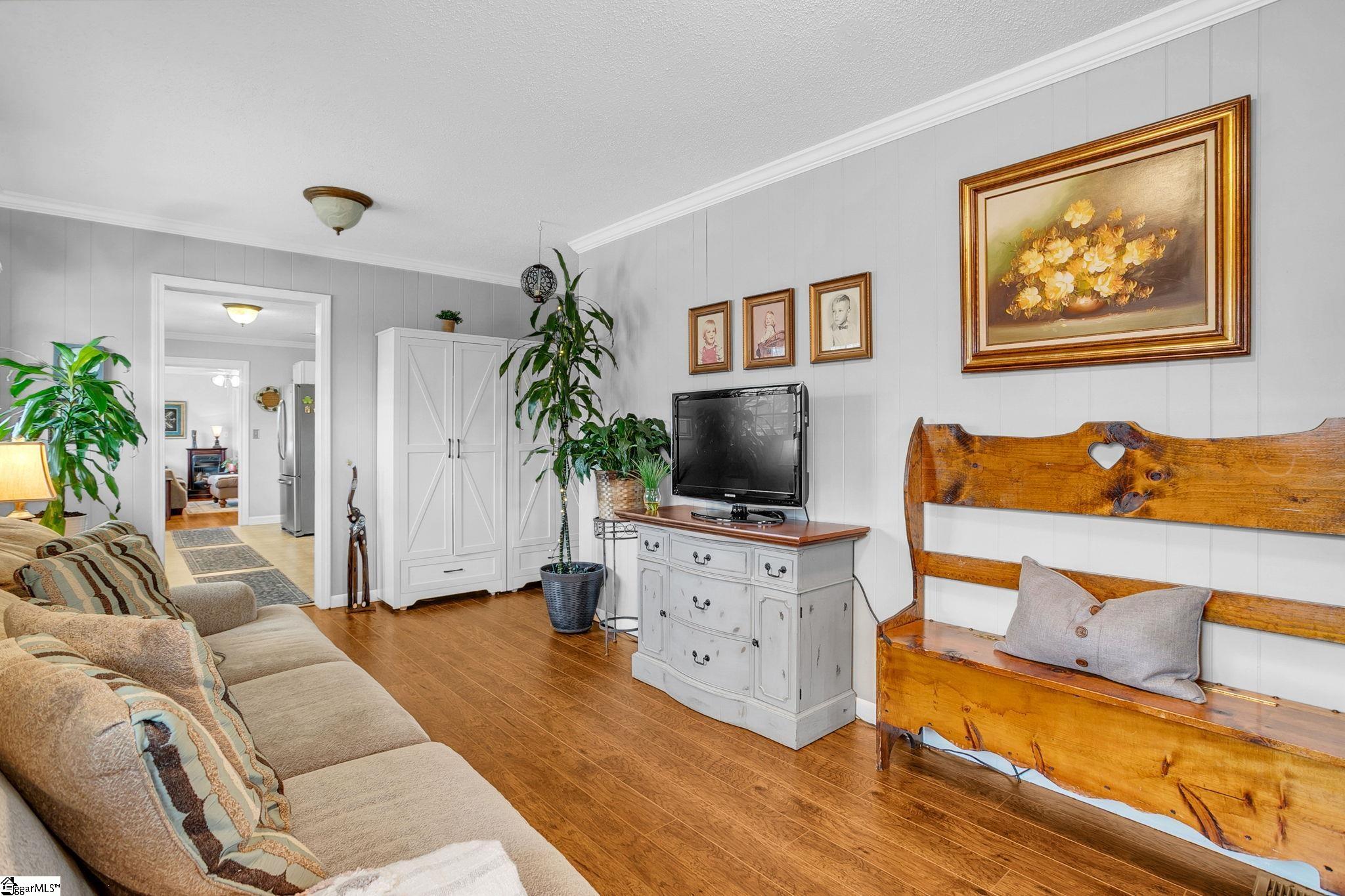 401 Parkins Mill Road Greenville, SC 29607 - Photo 12 of 43 Gallery Image 12