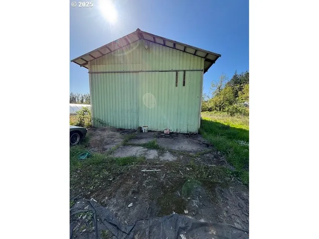 a backyard of a house