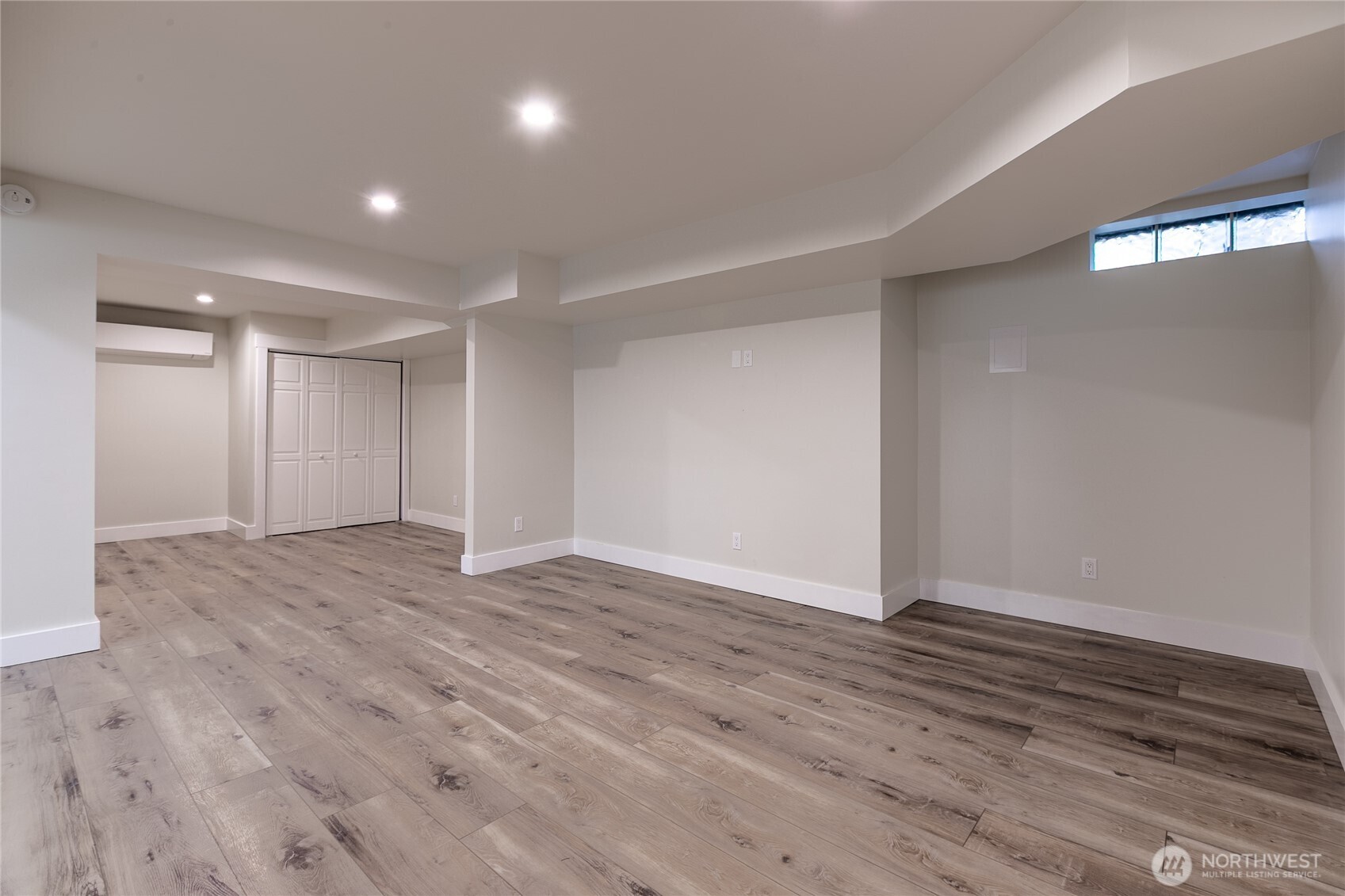 9359 Forest Court Southwest, Unit B Seattle, WA 98136 - Photo 18 of 31