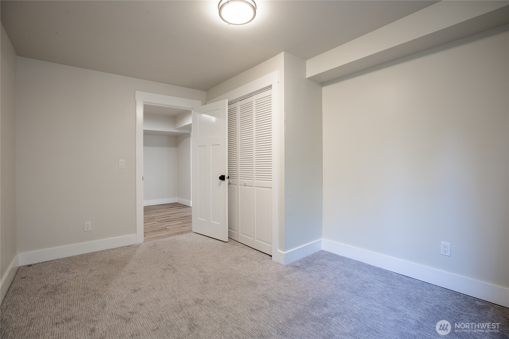 9359 Forest Court Southwest, Unit B Seattle, WA 98136 - Photo 20 of 31