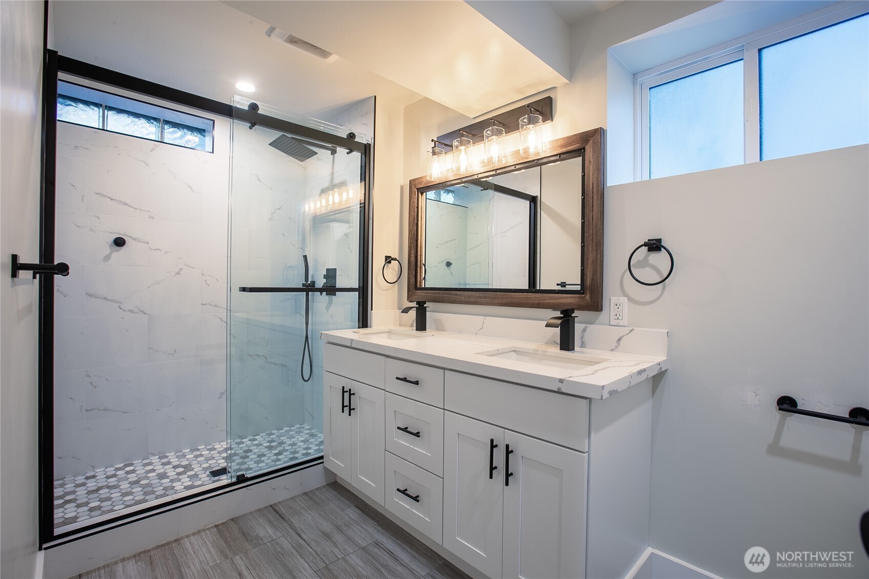 9359 Forest Court Southwest, Unit B Seattle, WA 98136 - Photo 26 of 31