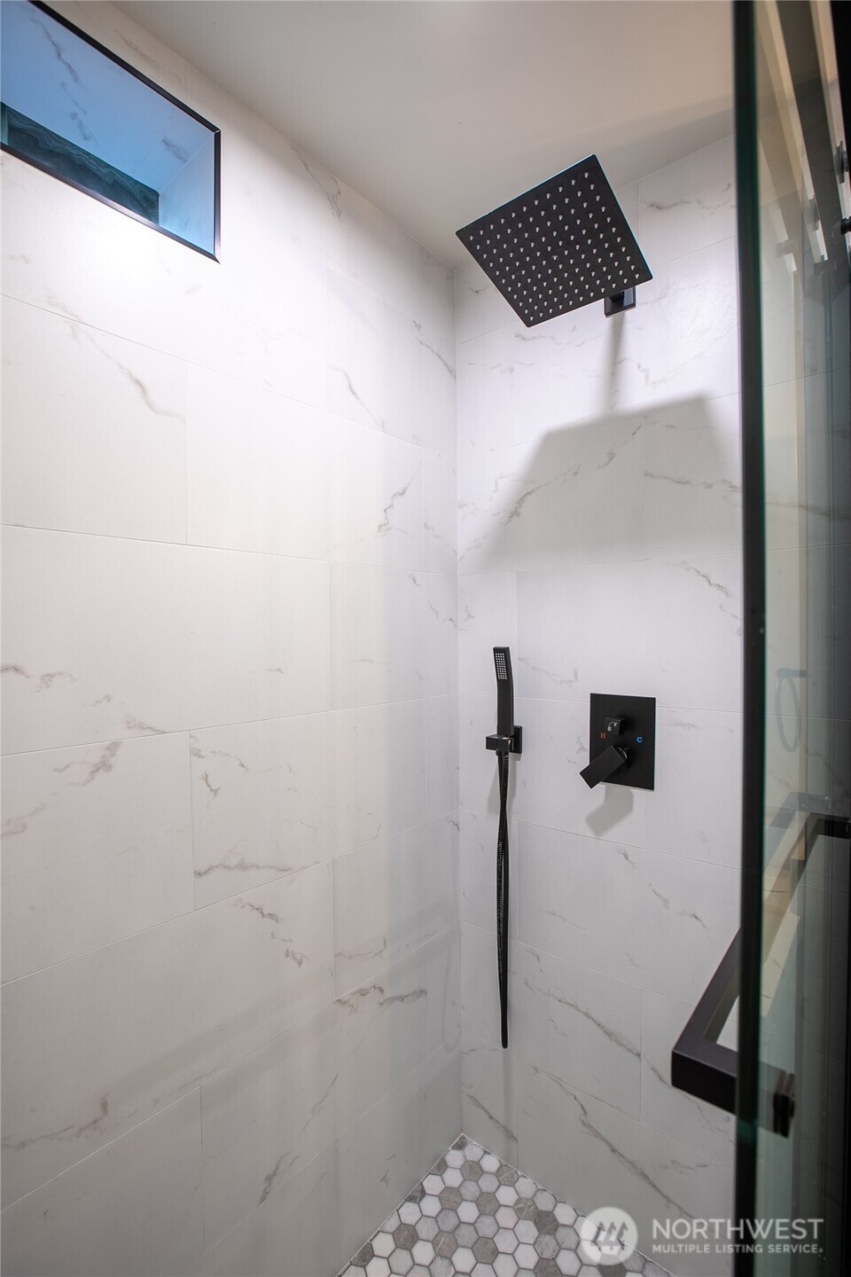 9359 Forest Court Southwest, Unit B Seattle, WA 98136 - Photo 30 of 31