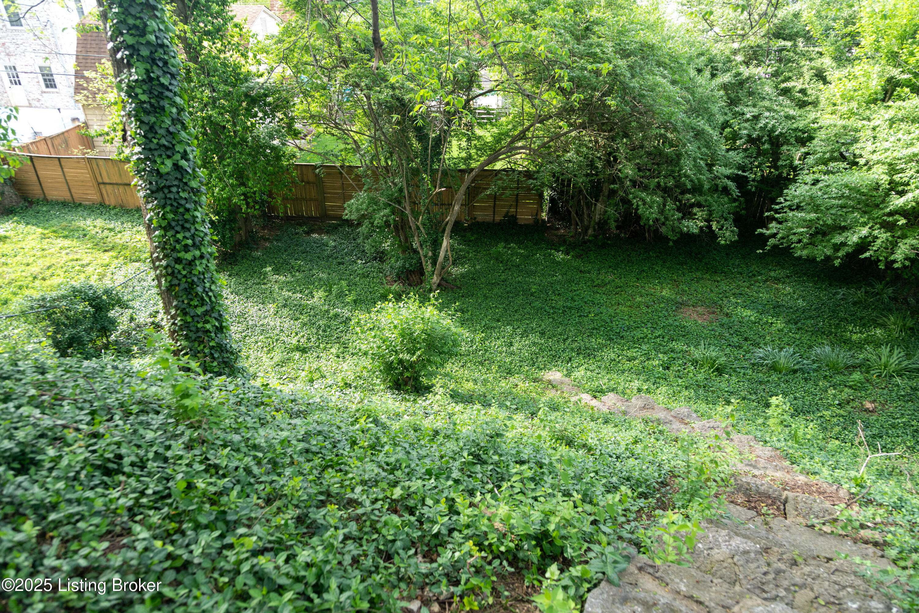 1845 Gresham Road Louisville, KY 40205 - Photo 52 of 55 house-0061