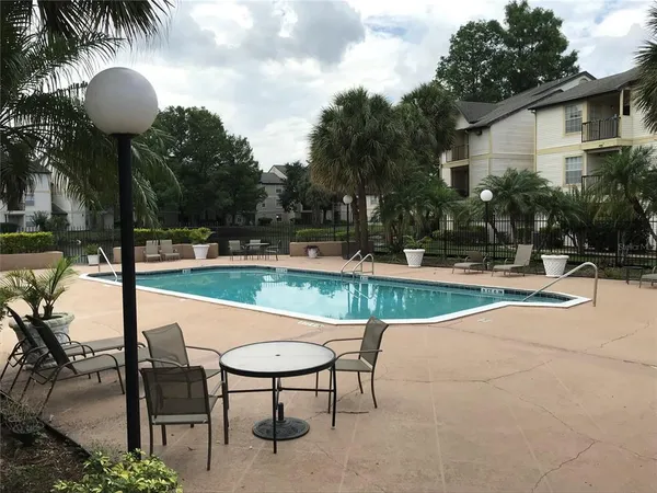 $1,095 | 1916 Lake Atriums Circle, Unit 28, Orlando, FL 32839