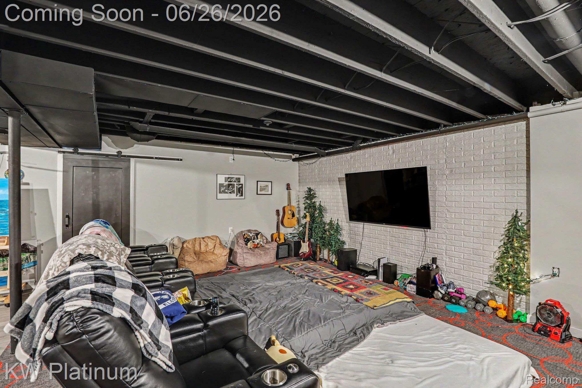 5419 Brown Road Avoca, MI 48006 - Photo 20 of 25 019_file_7297.jpg