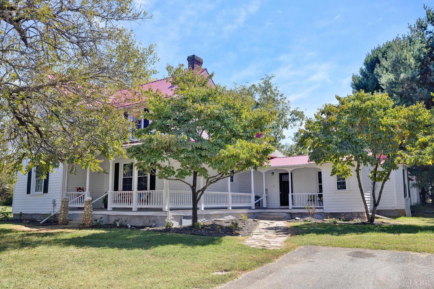 1091 Lindsay Road Forest, VA 24551 - Photo 1 of 64 Gallery Image 1