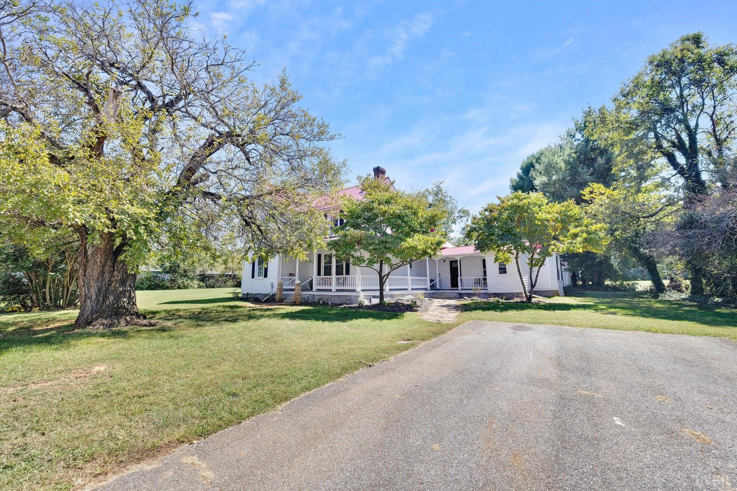 1091 Lindsay Road Forest, VA 24551 - Photo 60 of 64 Gallery Image 60