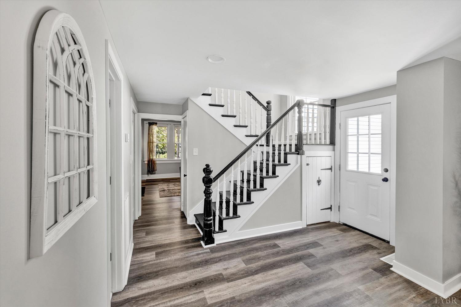 1091 Lindsay Road Forest, VA 24551 - Photo 9 of 64 Gallery Image 9