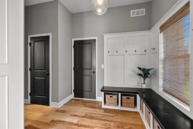 $779,000 | 8700 West 166th Street, Overland Park, KS 66085