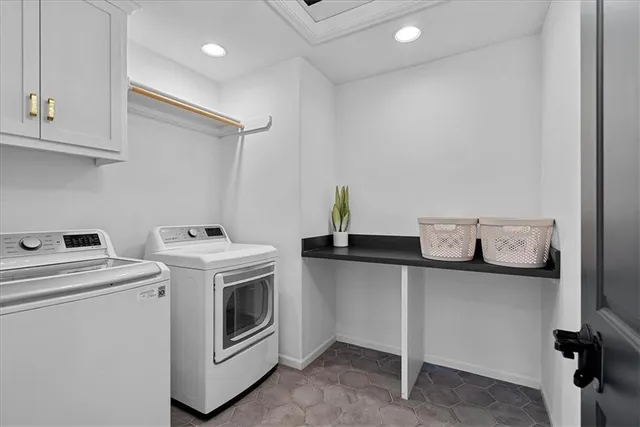 $779,000 | 8700 West 166th Street, Overland Park, KS 66085