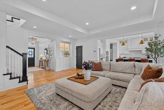 $779,000 | 8700 West 166th Street, Overland Park, KS 66085