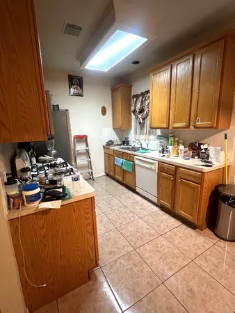 $295,000 | 714 Fowlkes Street, Sealy, TX 77474