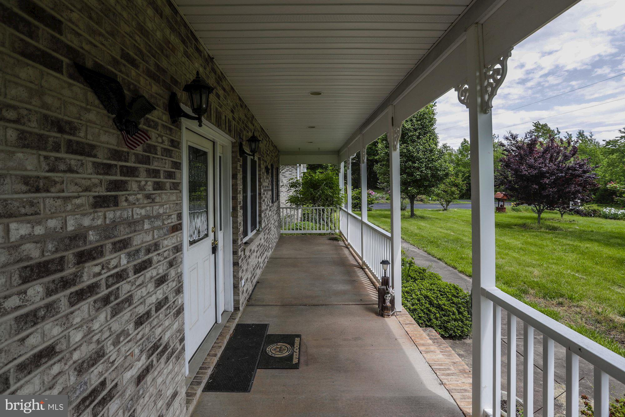 3284 Courtney School Road Midland, VA 22728 - Photo 2 of 24 Front Porch