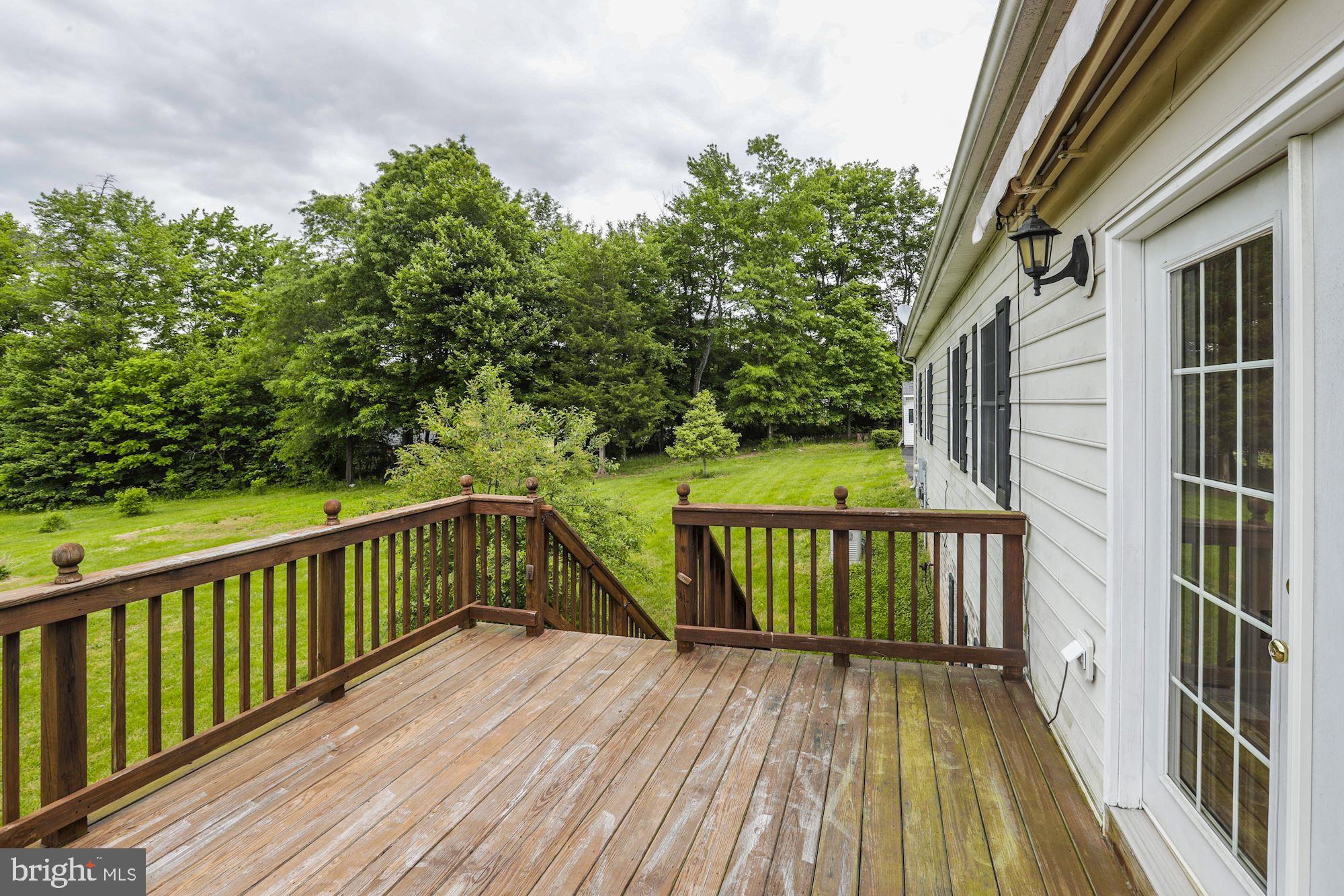 3284 Courtney School Road Midland, VA 22728 - Photo 7 of 24 Back Porch
