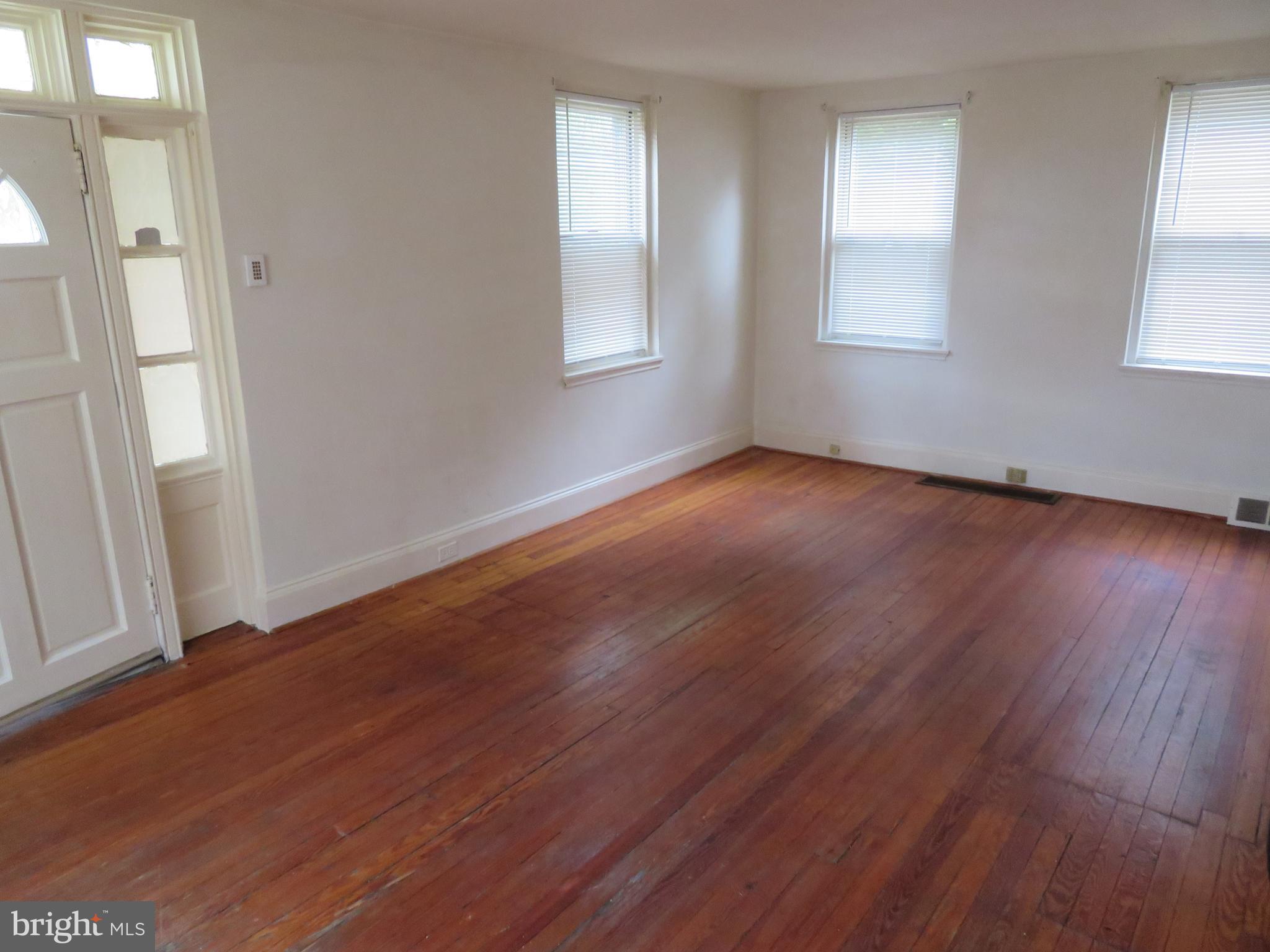 3020 Kearsarge Road Camden, NJ 08104 - Photo 8 of 18