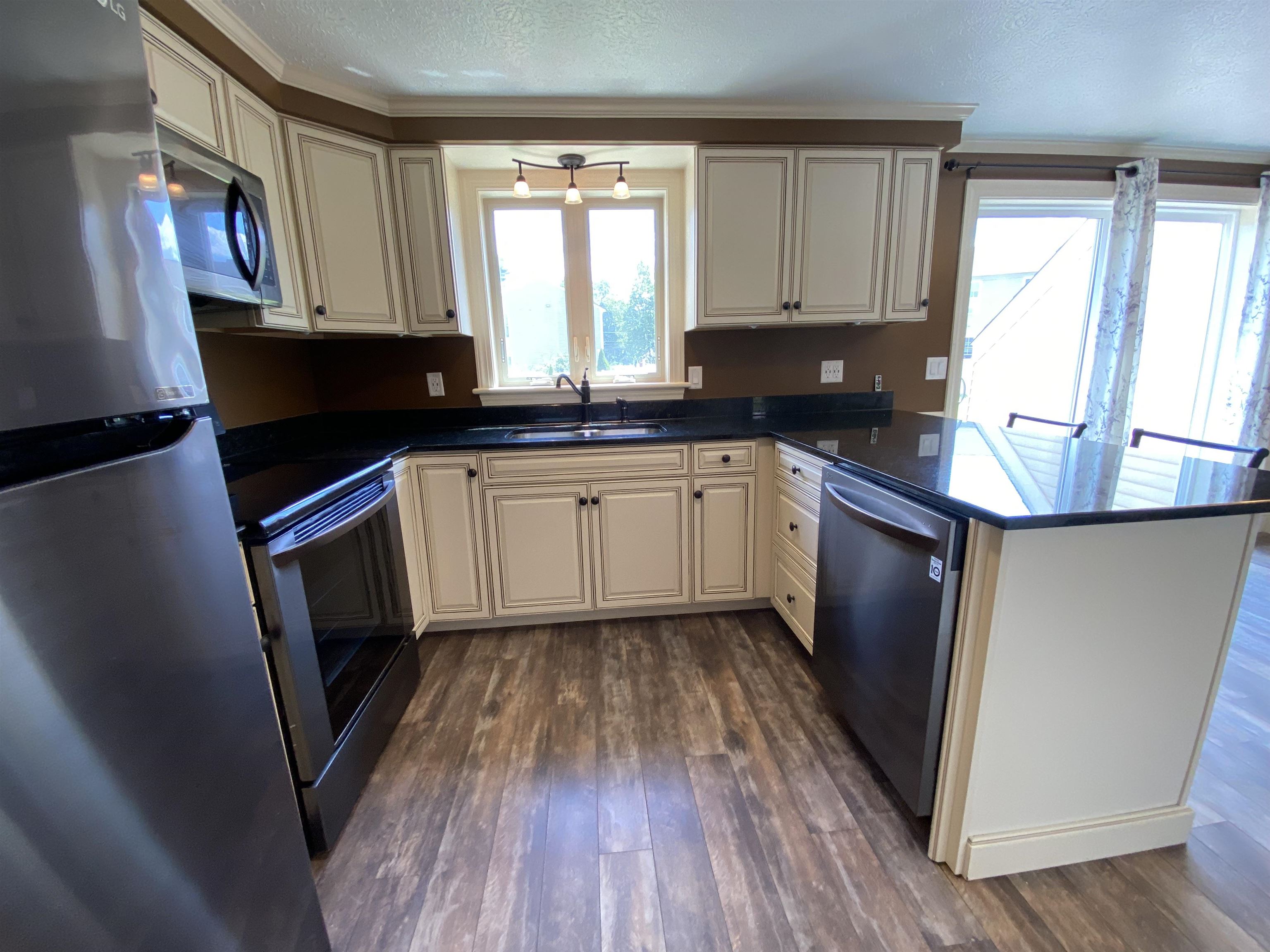 1555 Bodwell Road, Unit 67 Manchester, NH 03109 - Photo 9 of 37