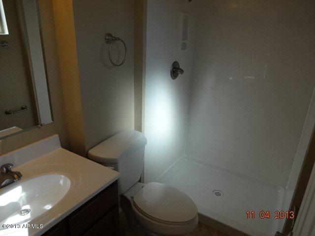3701 West Wethersfield Road Phoenix, AZ 85029 - Photo 8 of 14 3/4 Bath