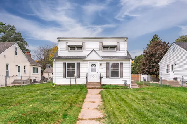 $380,000 | 6632 Vincent Avenue South, Richfield, MN 55423