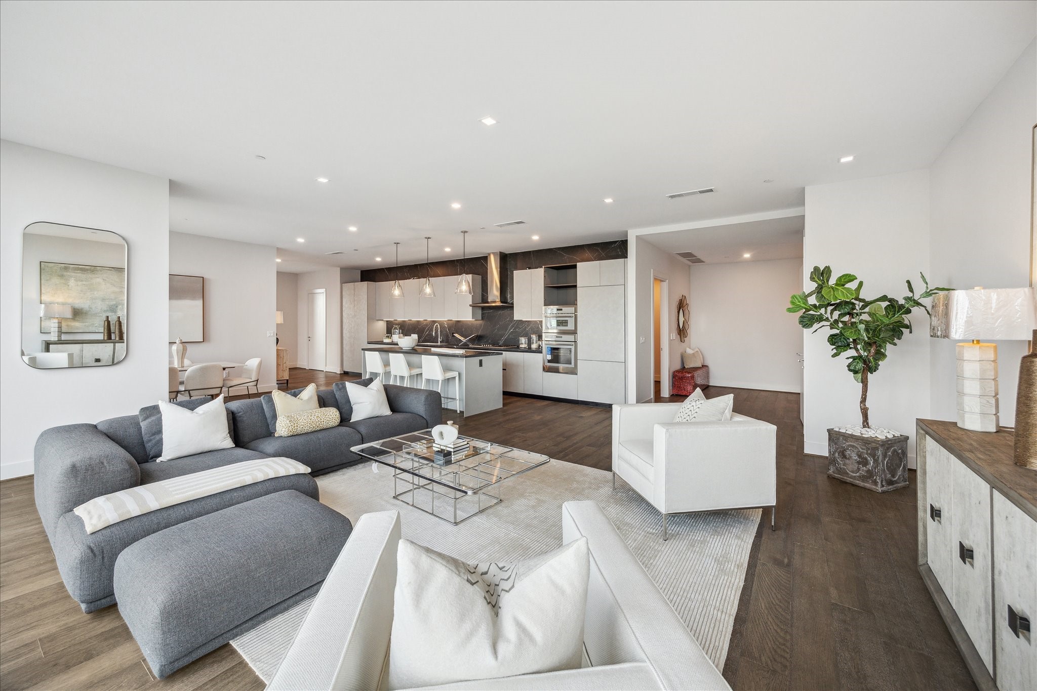 1711 Allen Parkway, Unit 1805 Houston, TX 77019 - Photo 4 of 43