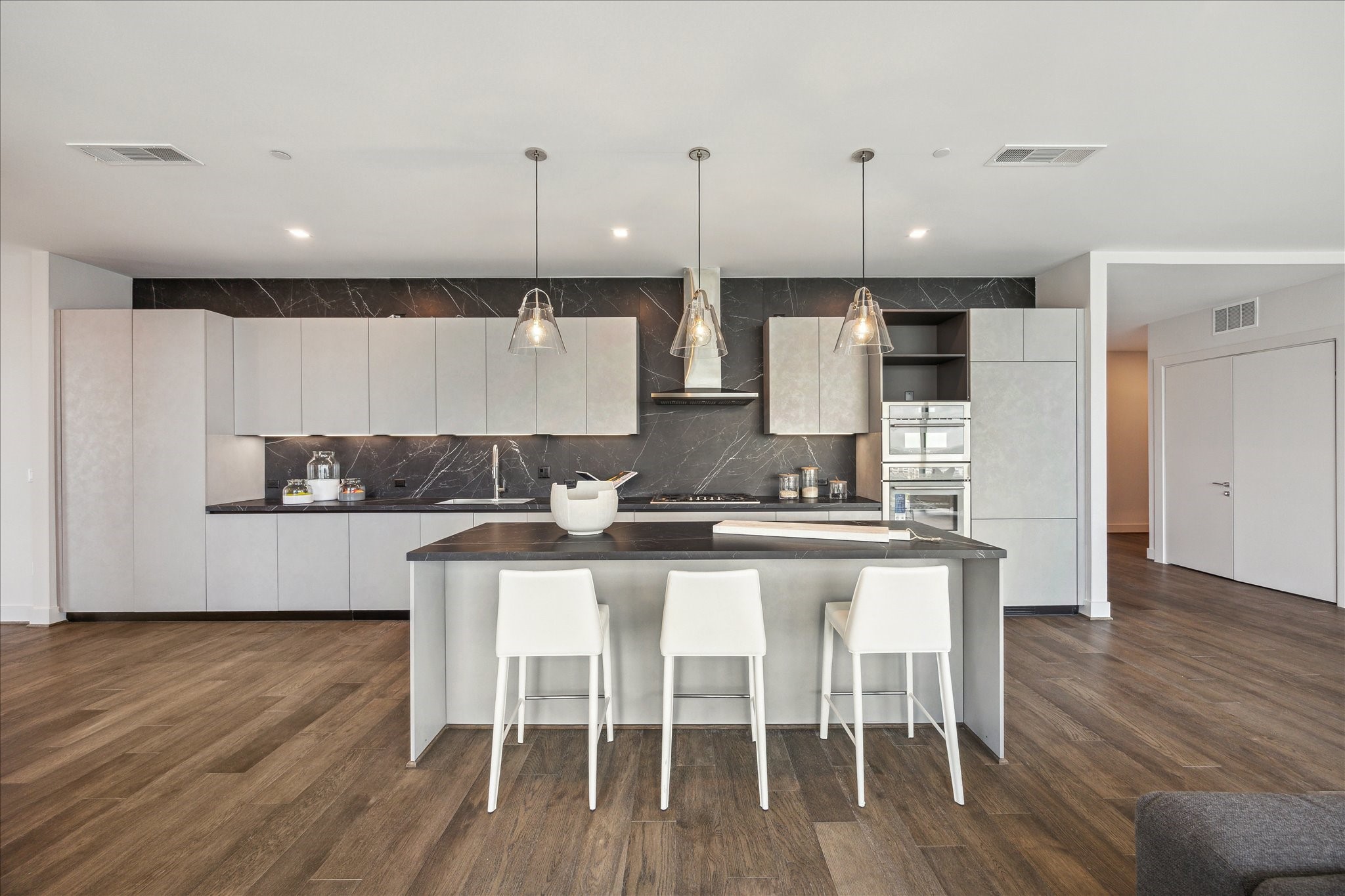 1711 Allen Parkway, Unit 1805 Houston, TX 77019 - Photo 6 of 43