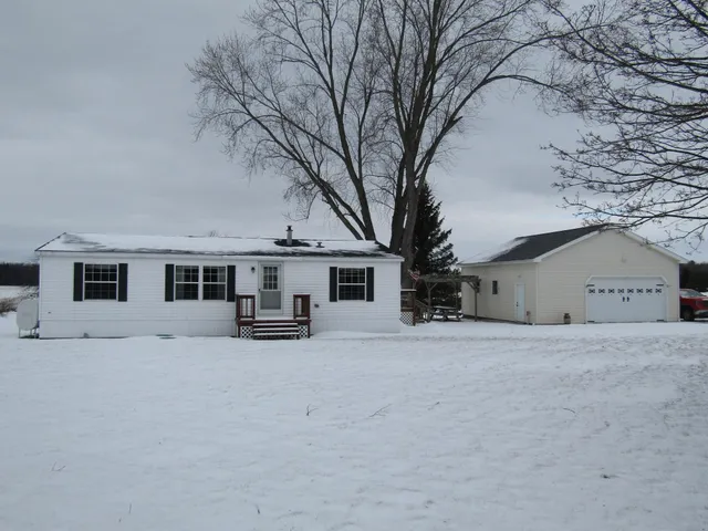 $319,000 | 739 Machia Road, Sheldon, VT 05483