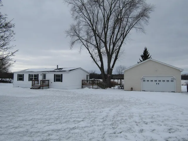 $319,000 | 739 Machia Road, Sheldon, VT 05483