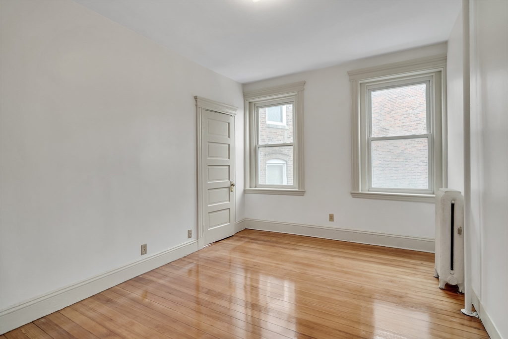 9 Clinton Path, Unit 2 Brookline, MA 02445 - Photo 11 of 29