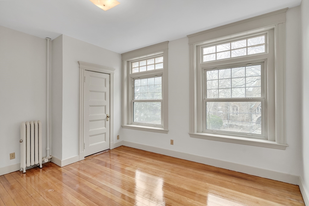9 Clinton Path, Unit 2 Brookline, MA 02445 - Photo 6 of 29