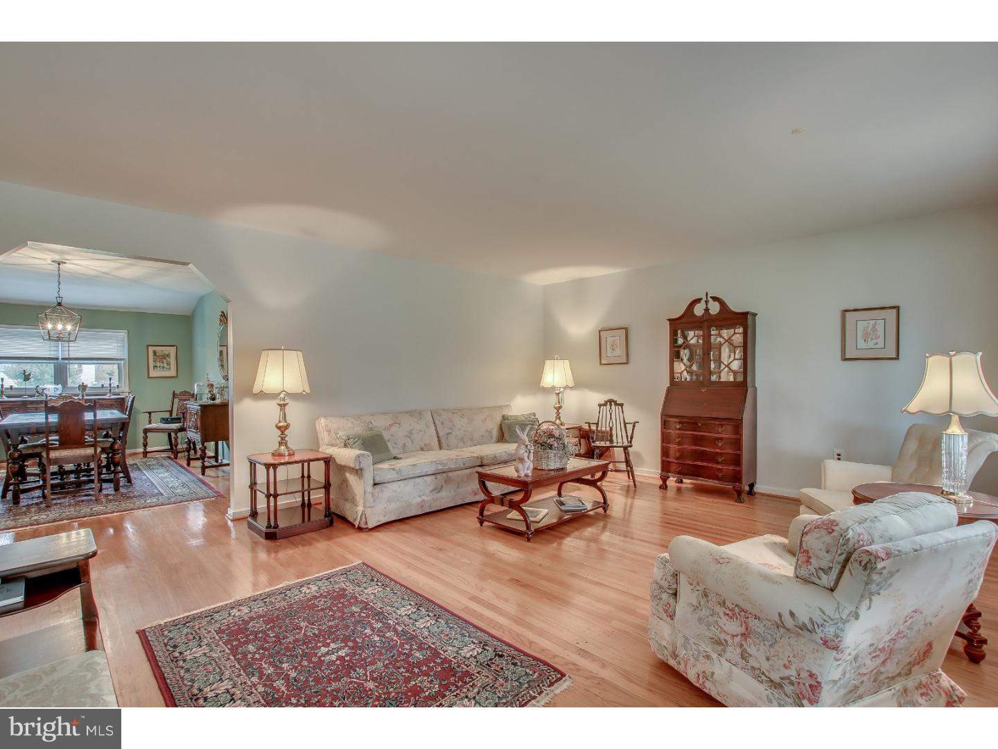 412 Hancock Road Warminster, PA 18974 - Photo 6 of 24