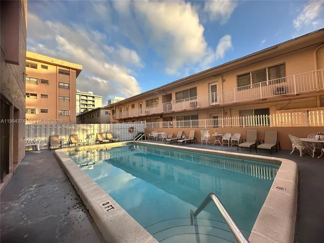 $2,100 | Atlantic Heights, Miami Beach, FL 33141