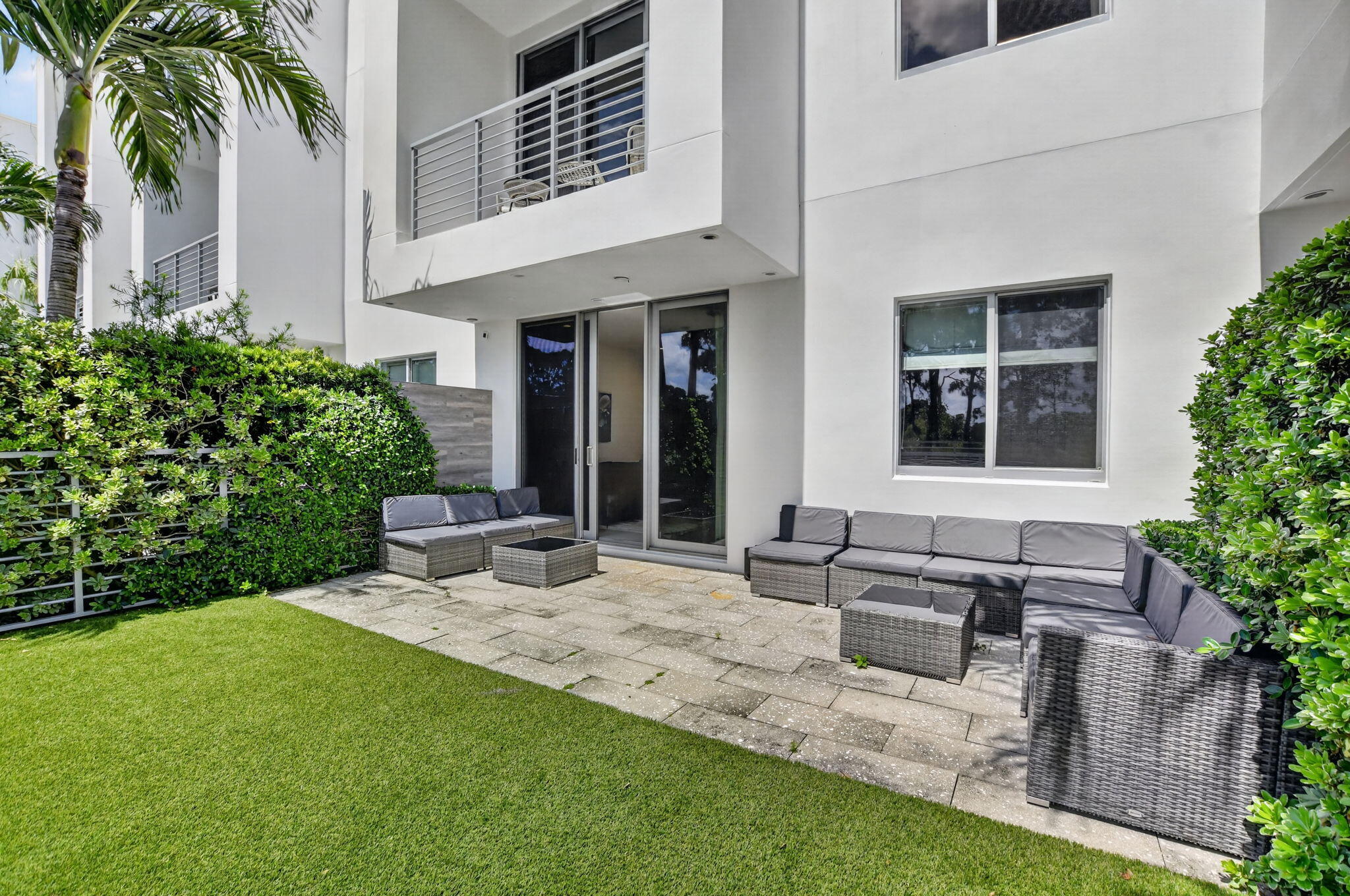 4130 Northwest 17th Avenue Boca Raton, FL 33431 - Photo 10 of 45 63-web-or-mls-4130 NW 17 Ave (42)
