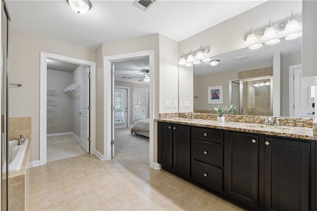 2723 Davis Oaks Way Decatur, GA 30033 - Photo 31 of 67