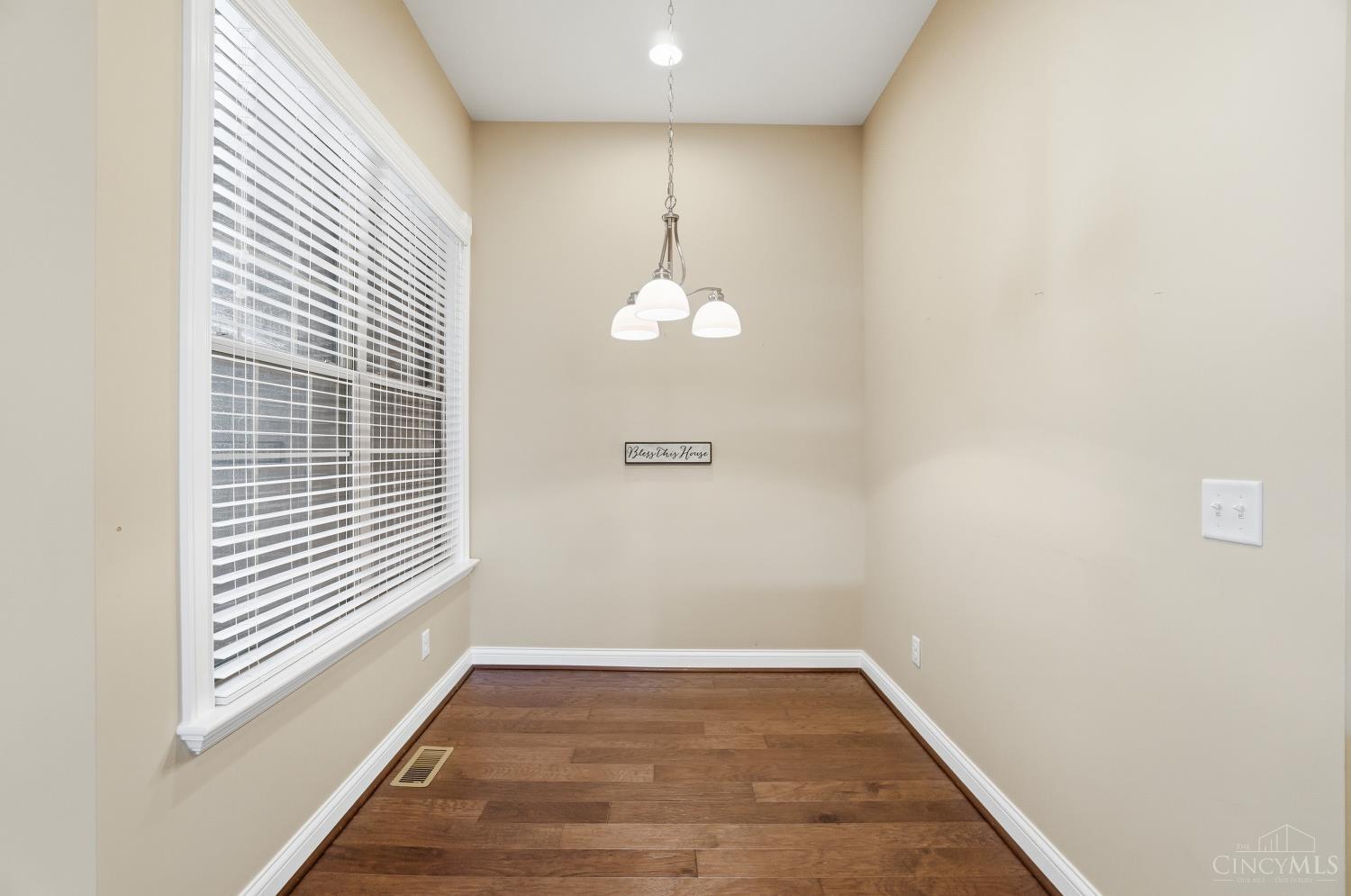 5795 Springview Circle Mason, OH 45040 - Photo 17 of 61