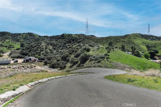 a view of an ocean and a mountain view