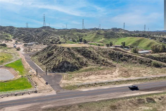 a view of an ocean from a yard