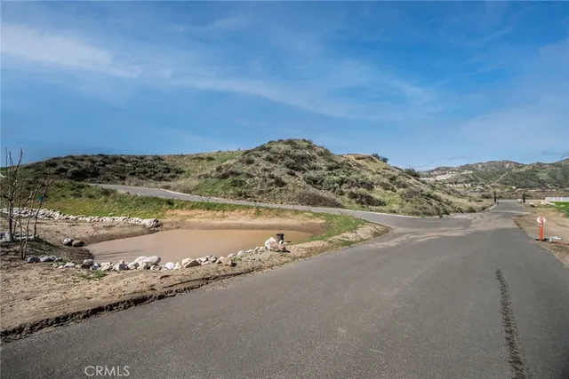 a view of an ocean and a mountain view