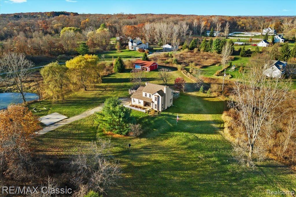 10495 Gordon Road Fenton, MI 48430 - Photo 40 of 44