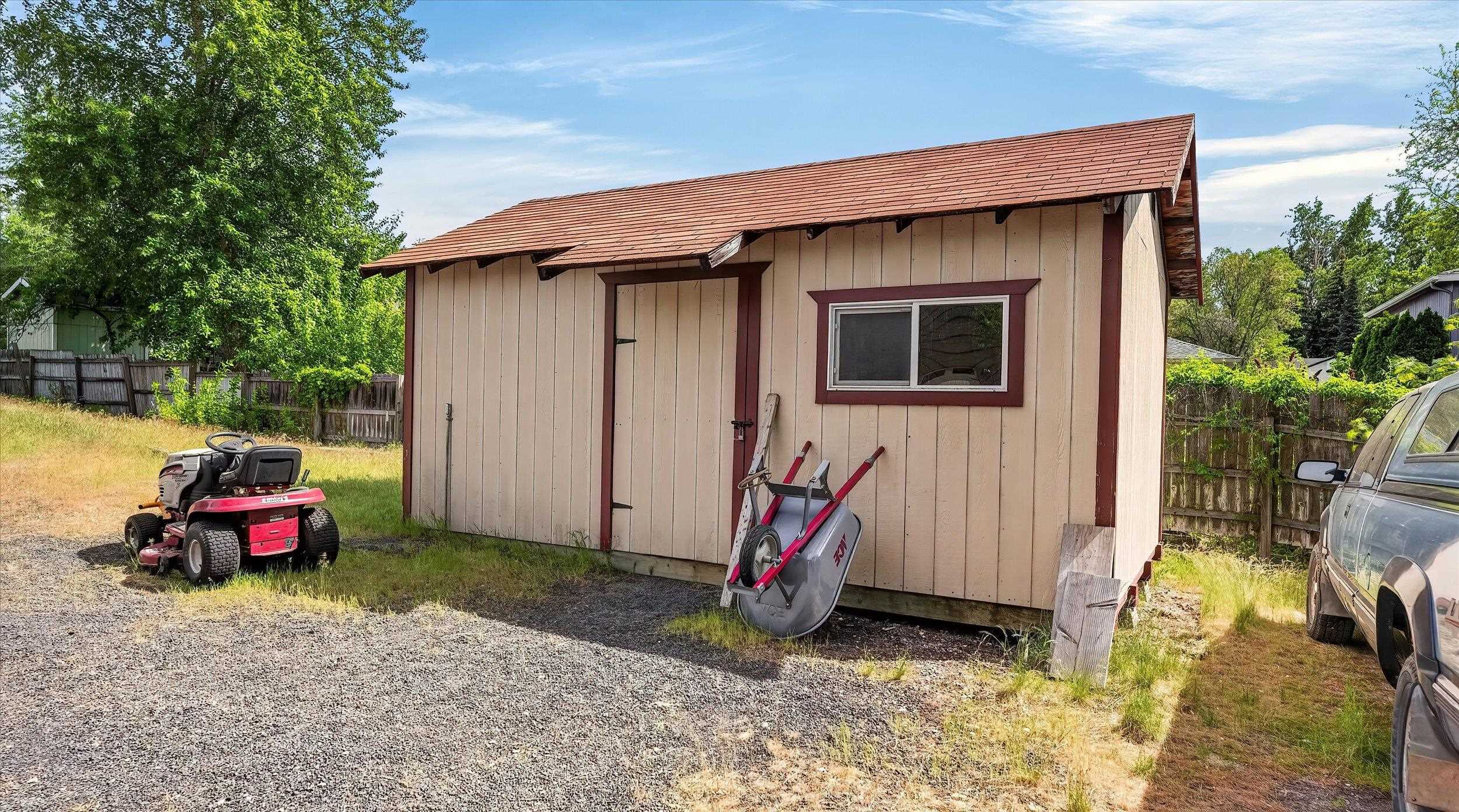 3116 East Center Road Mead, WA 99021 - Photo 42 of 50