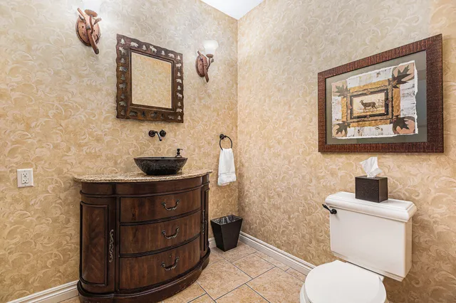 $395,000 | 5707 South Lake Street, Unit 5A, Glen Arbor, MI 49636