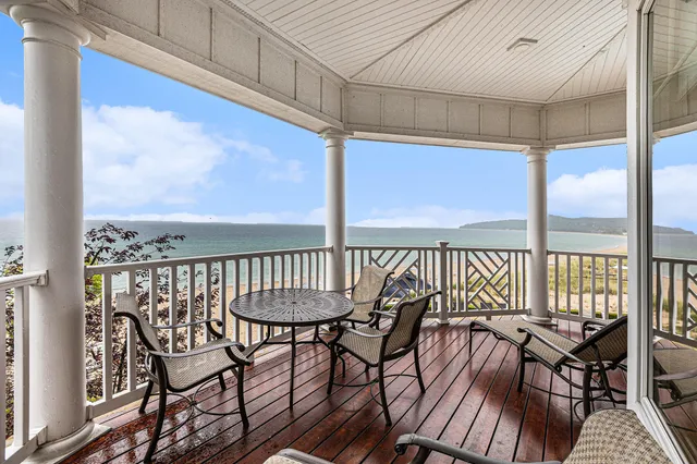 $395,000 | 5707 South Lake Street, Unit 5A, Glen Arbor, MI 49636